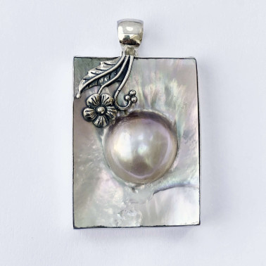 PD 14087-(HANDMADE 925 BALI SILVER PENDANT WITH MABE SHELL)
